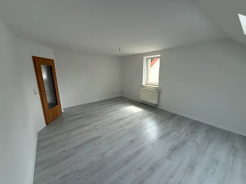 3 Zimmer Wohnung mit 100 m² in Zwickau – Bild 2