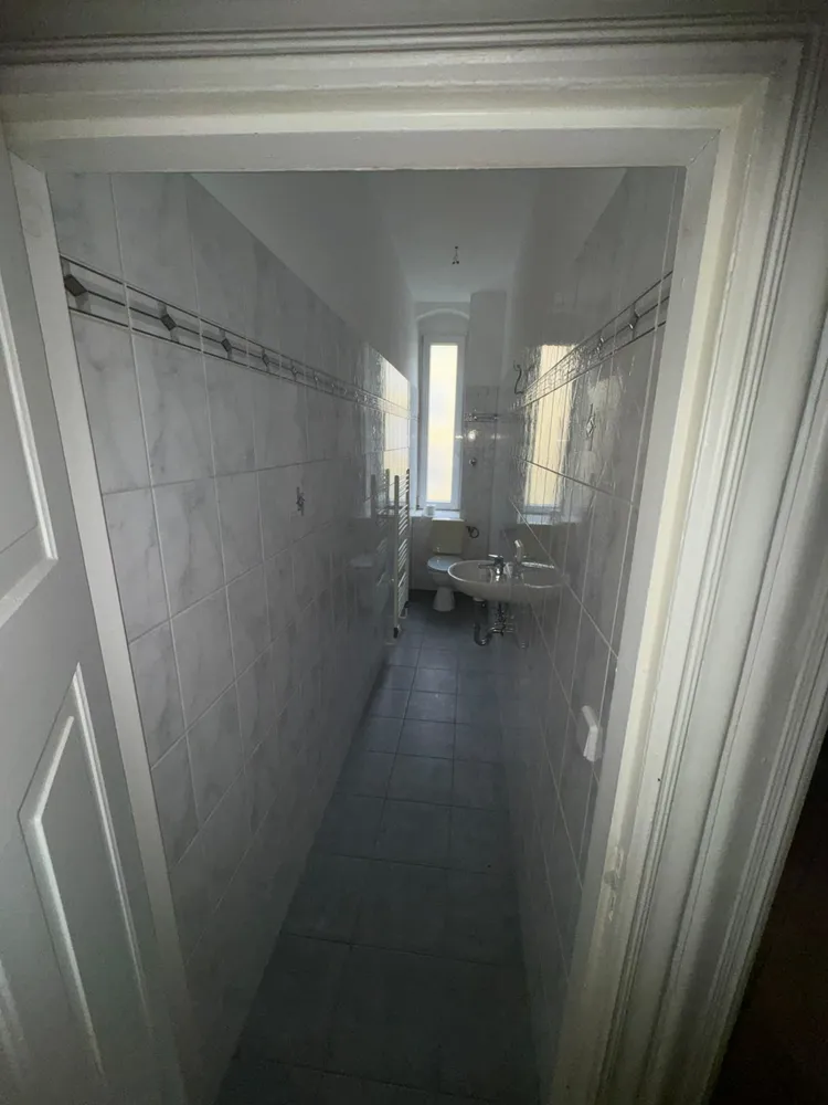 2 Zimmer Wohnung mit 82 m² in Berlin – Bild 12