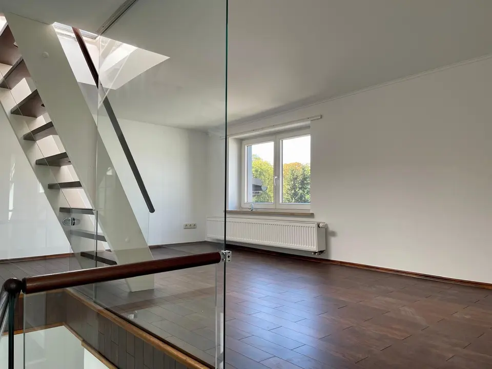 3 Zimmer Wohnung mit 140 m² in Suhl – Bild 3