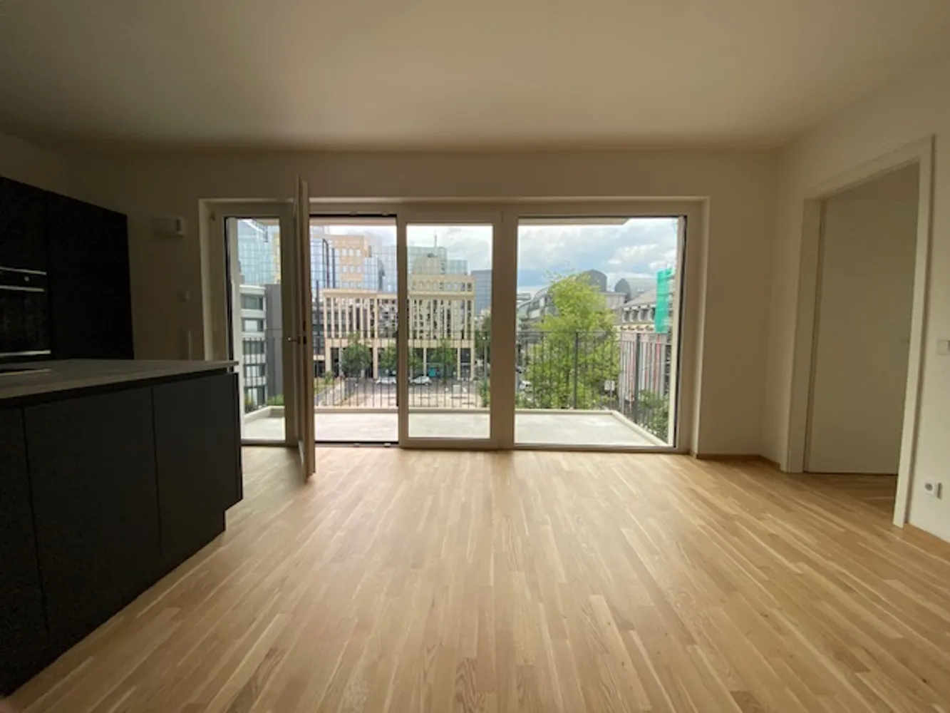 4 room apartment with 104 m² in Frankfurt am Main – Photo 1