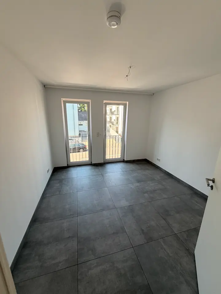 2 Zimmer Wohnung mit 65 m² in Wiesbaden – Bild 3