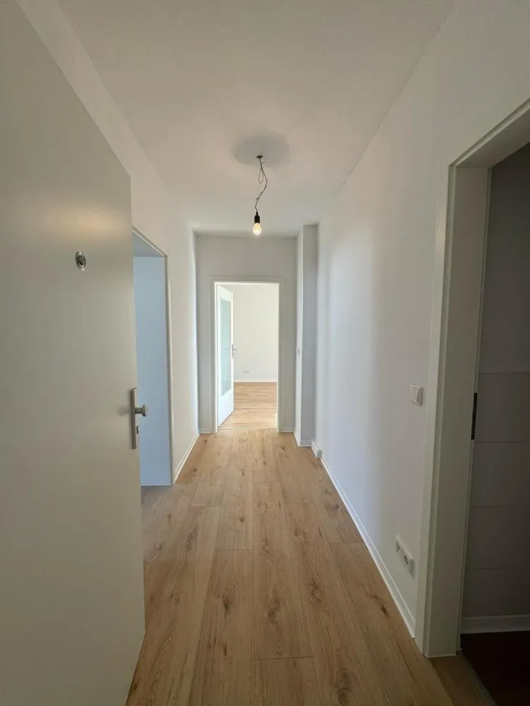 2 Zimmer Wohnung mit 74 m² in Wuppertal – Bild 4