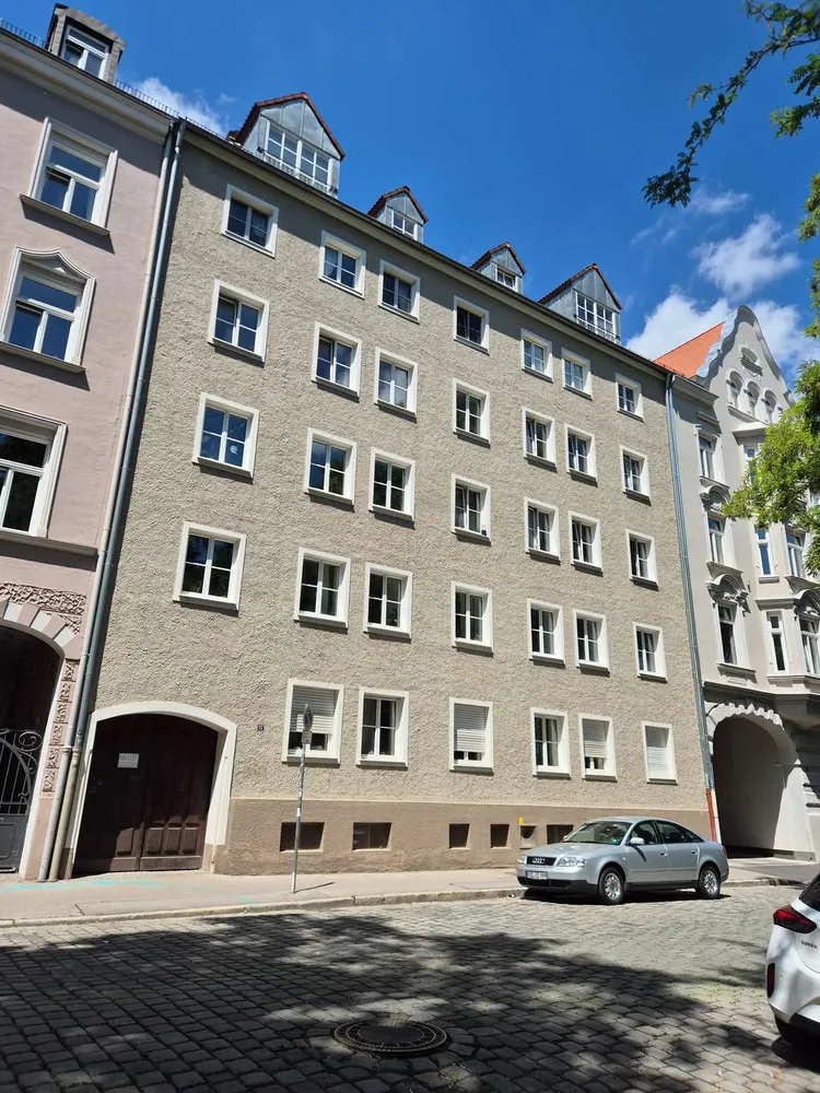1 Zimmer Wohnung mit 52 m² in Augsburg – Bild 2