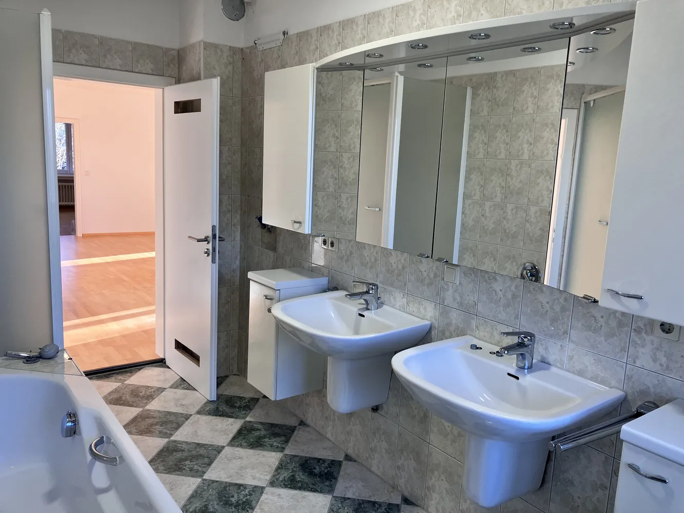 Shared room with 24 m² in Biberach an der Riß – Photo 1