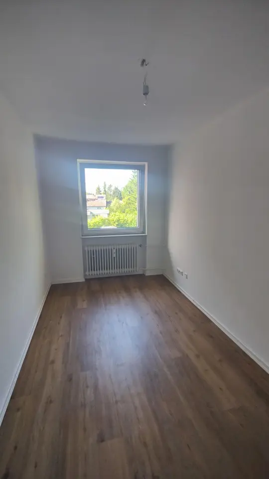 3 Zimmer Wohnung mit 83 m² in Hamburg – Bild 2