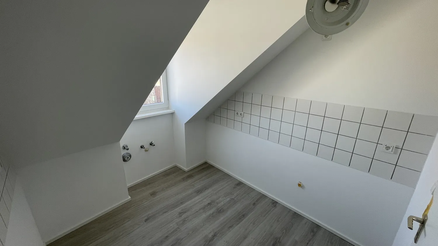 2 Zimmer Wohnung mit 56 m² in Kassel – Bild 3