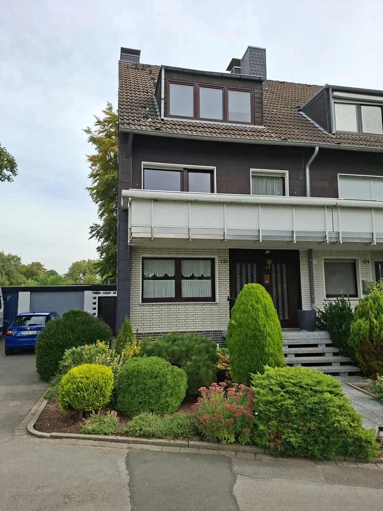 4 Zimmer Wohnung mit 94 m² in Essen – Bild 1