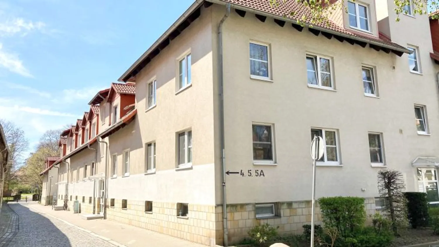 2 Zimmer Wohnung mit 61 m² in Halberstadt – Bild 1