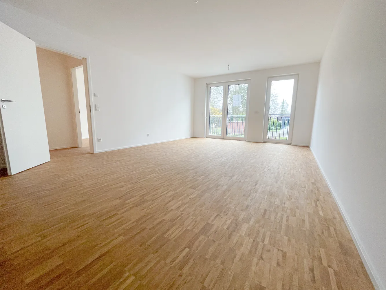 2 Zimmer Wohnung mit 76 m² in Hamburg – Bild 3