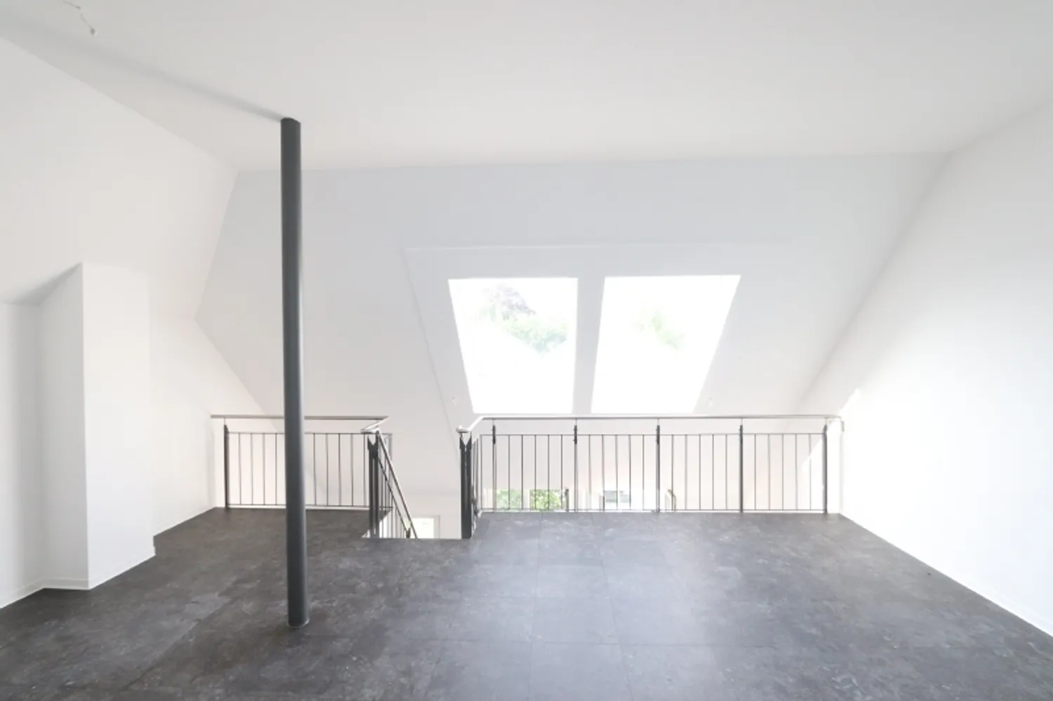 4 Zimmer Wohnung mit 106 m² in Chemnitz – Bild 3