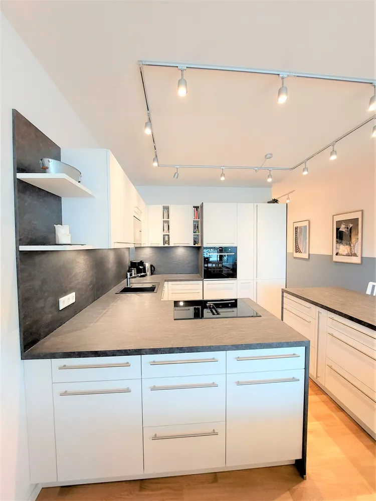 4 room apartment with 120 m² in Berlin – Photo 8