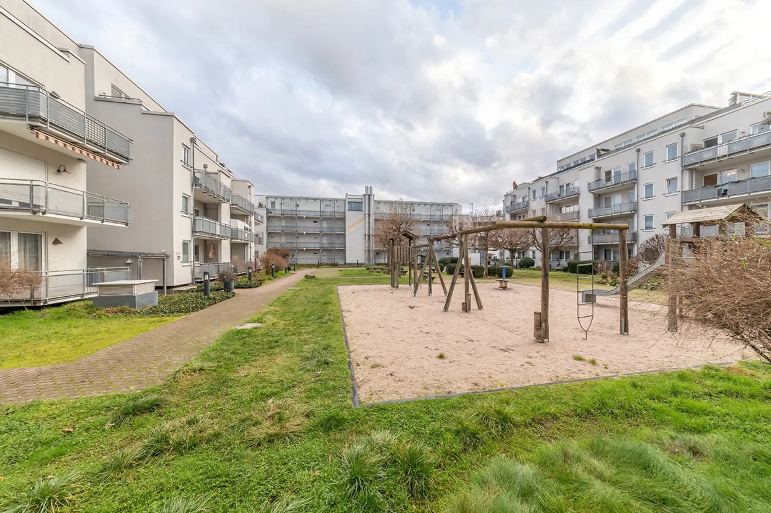 2 Zimmer Wohnung mit 55 m² in Wiesbaden – Bild 4