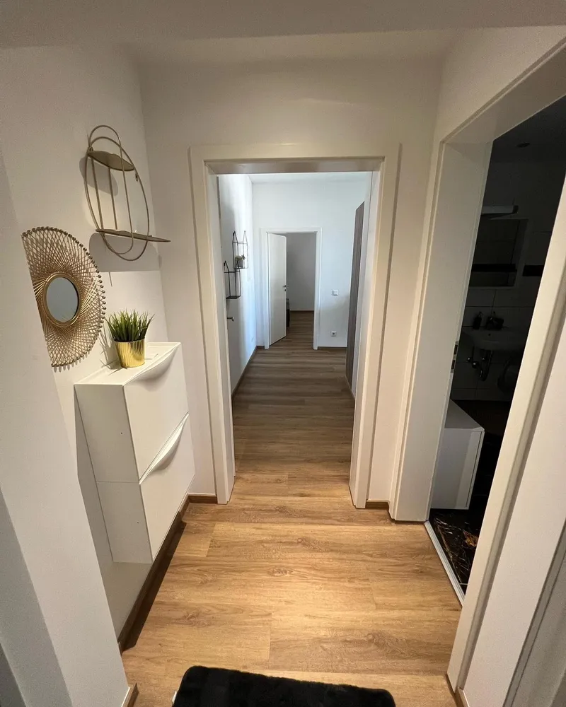 2 Zimmer Wohnung mit 67 m² in Düsseldorf – Bild 2