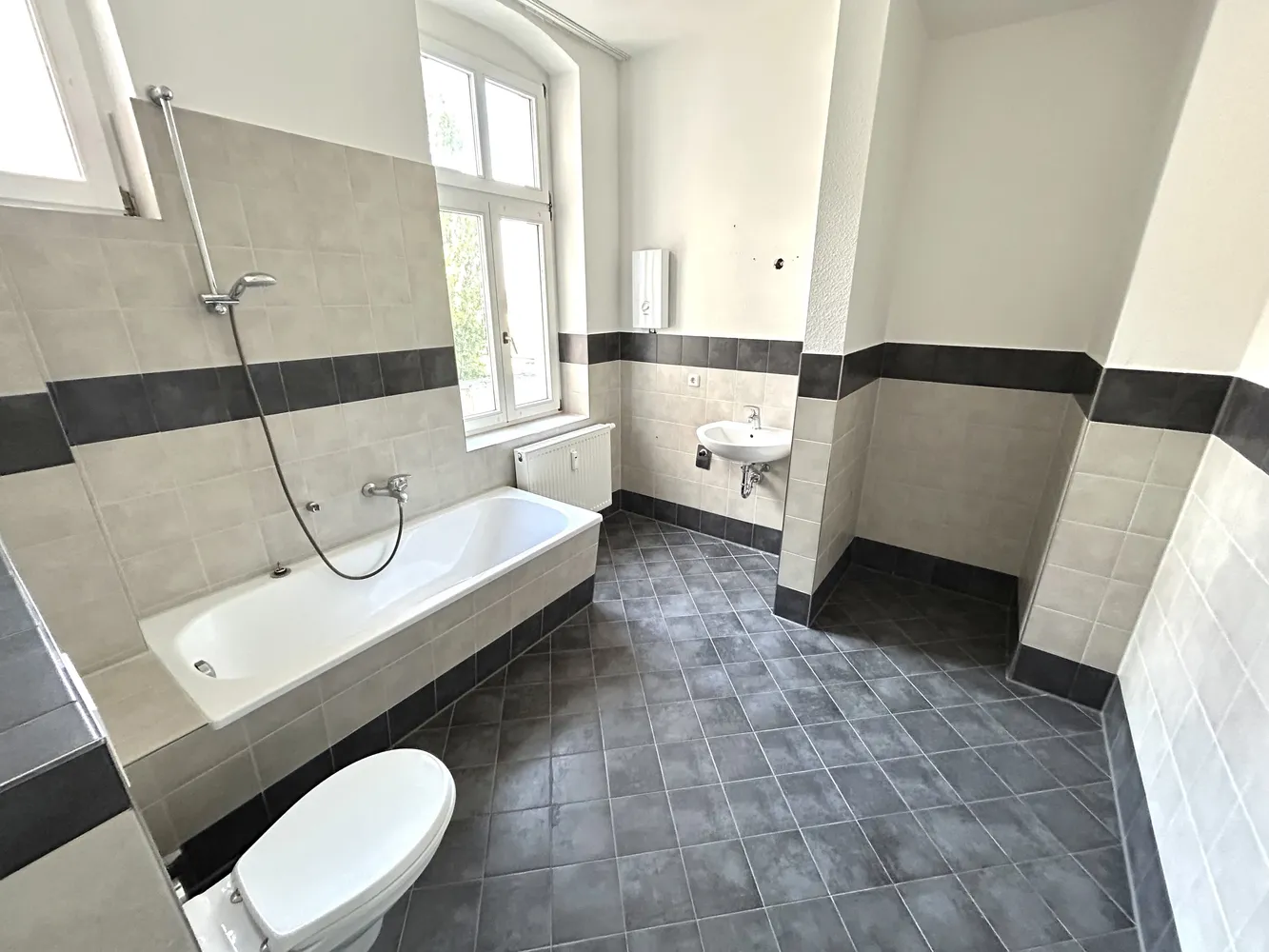 2 Zimmer Wohnung mit 65 m² in Magdeburg – Bild 5