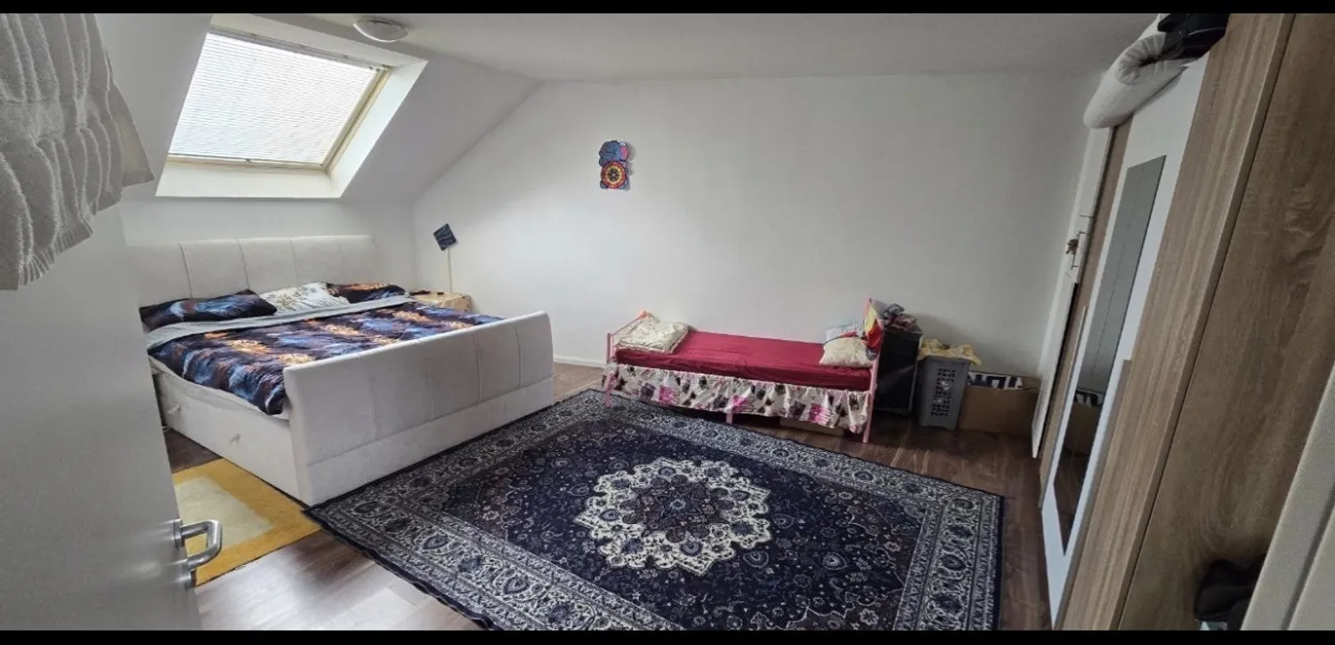 6 Zimmer Wohnung mit 140 m² in Duisburg – Bild 12