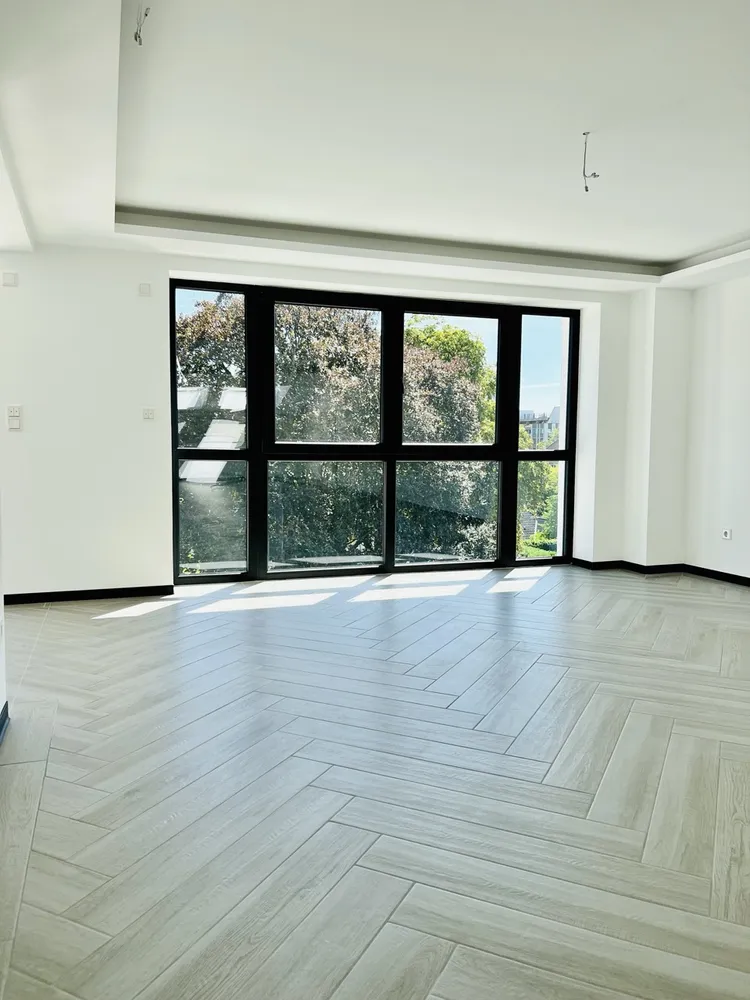 2 Zimmer Wohnung mit 87 m² in Krefeld – Bild 2