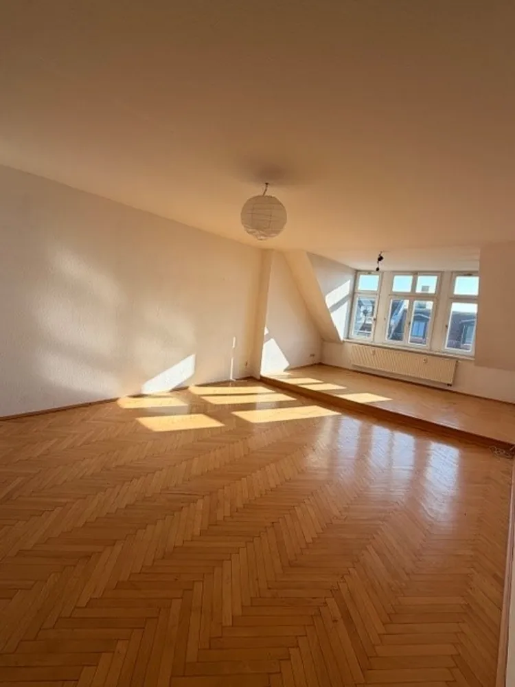 4 Zimmer Wohnung mit 123 m² in Leipzig – Bild 1