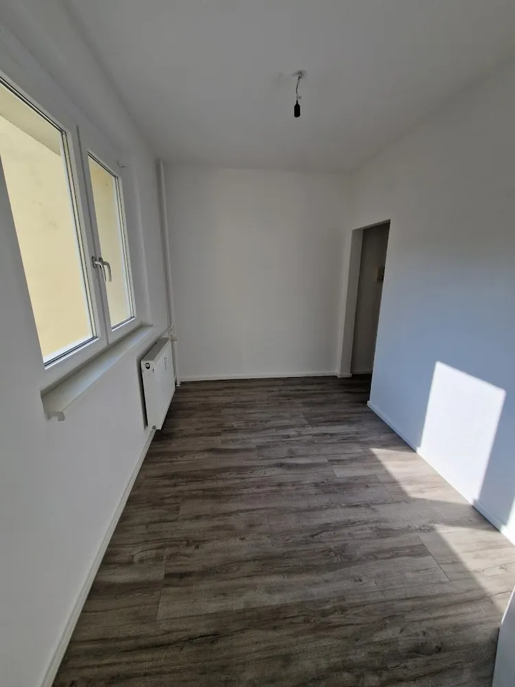 3 Zimmer Wohnung mit 82 m² in Magdeburg – Bild 2