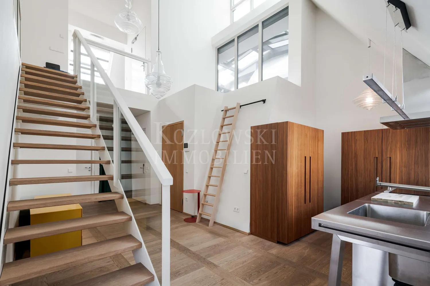 4 Zimmer Wohnung mit 157 m² in Mannheim – Bild 1