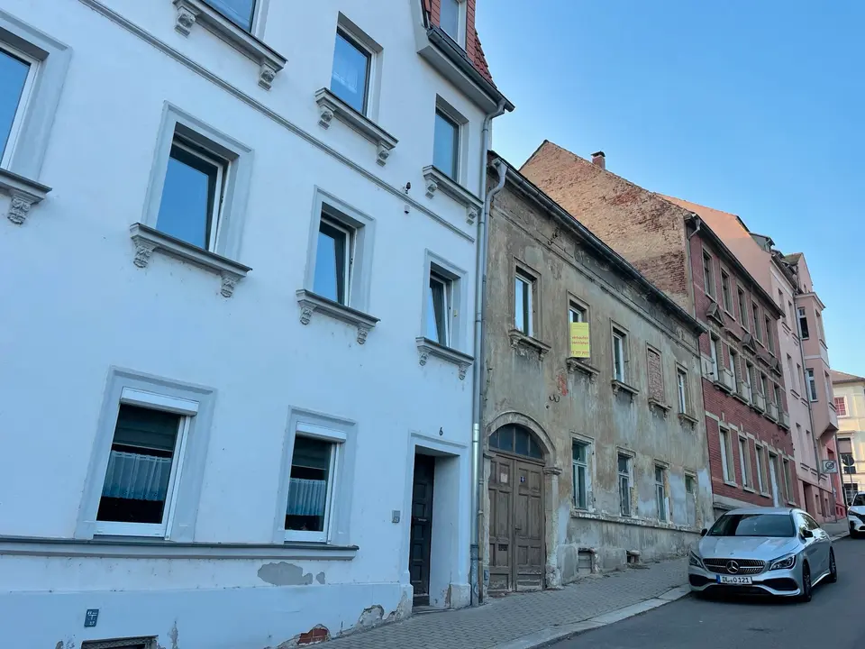 6 Zimmer Haus mit 111 m² in Altenburg – Bild 1