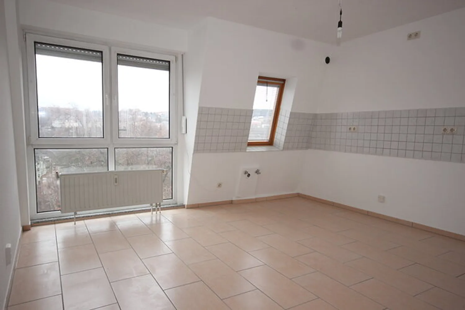 4 Zimmer Wohnung mit 127 m² in Plauen – Bild 4