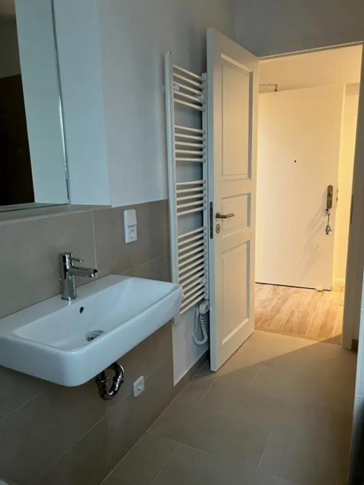 5 room apartment with 104 m² in Berlin – Photo 4