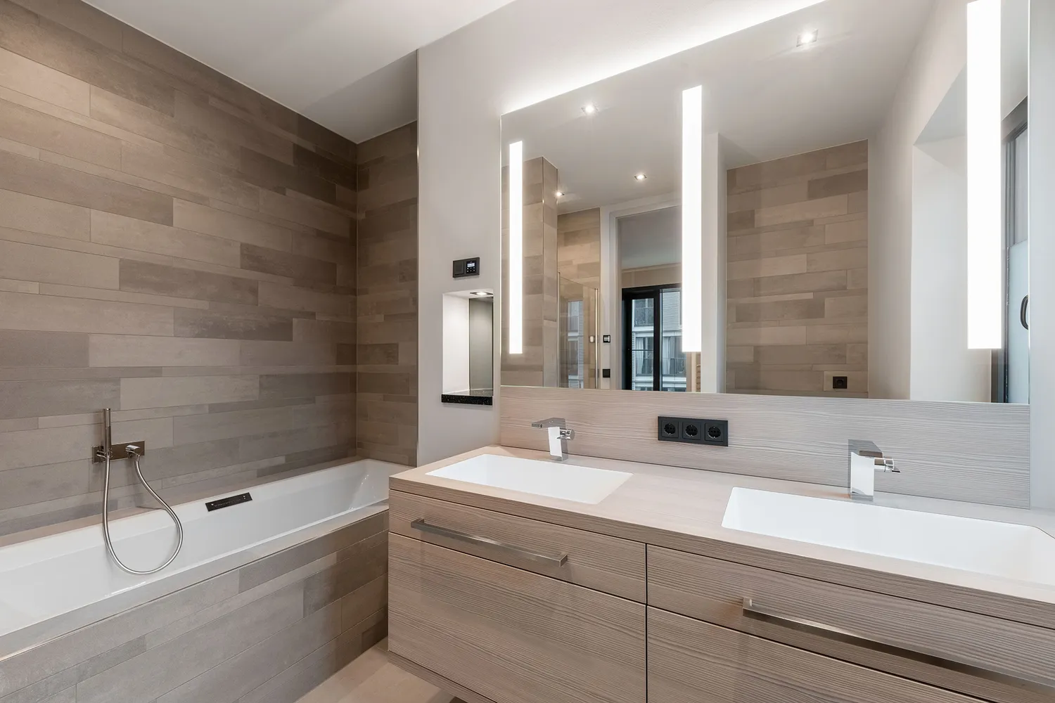 3 Zimmer Wohnung mit 130 m² in Hamburg – Bild 8