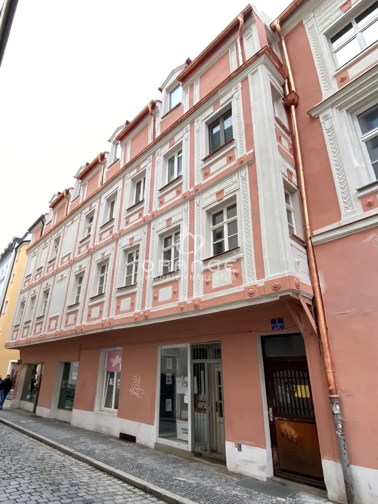 2 Zimmer Wohnung mit 67 m² in Regensburg – Bild 1