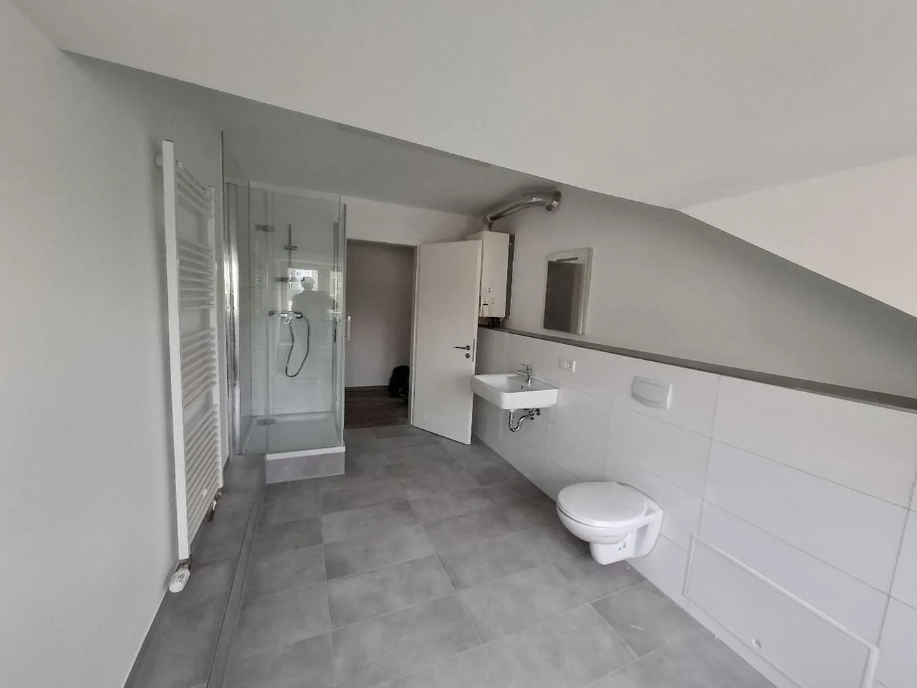 2 room apartment with 40 m² in Frankfurt am Main – Photo 4