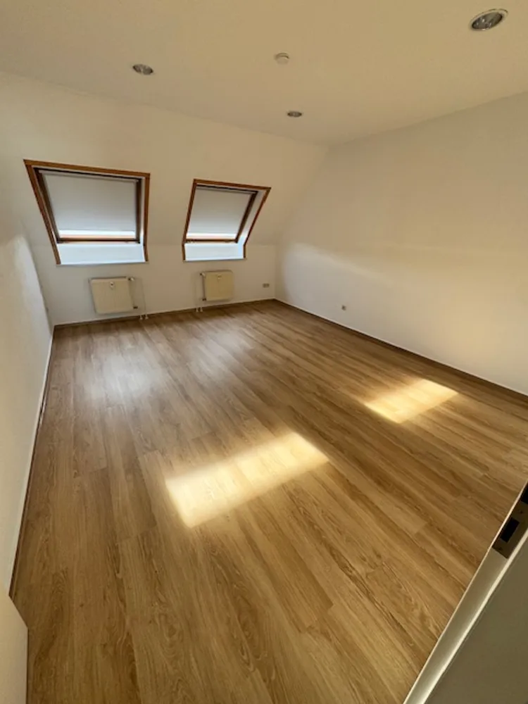 2 Zimmer Wohnung mit 48 m² in Chemnitz – Bild 2