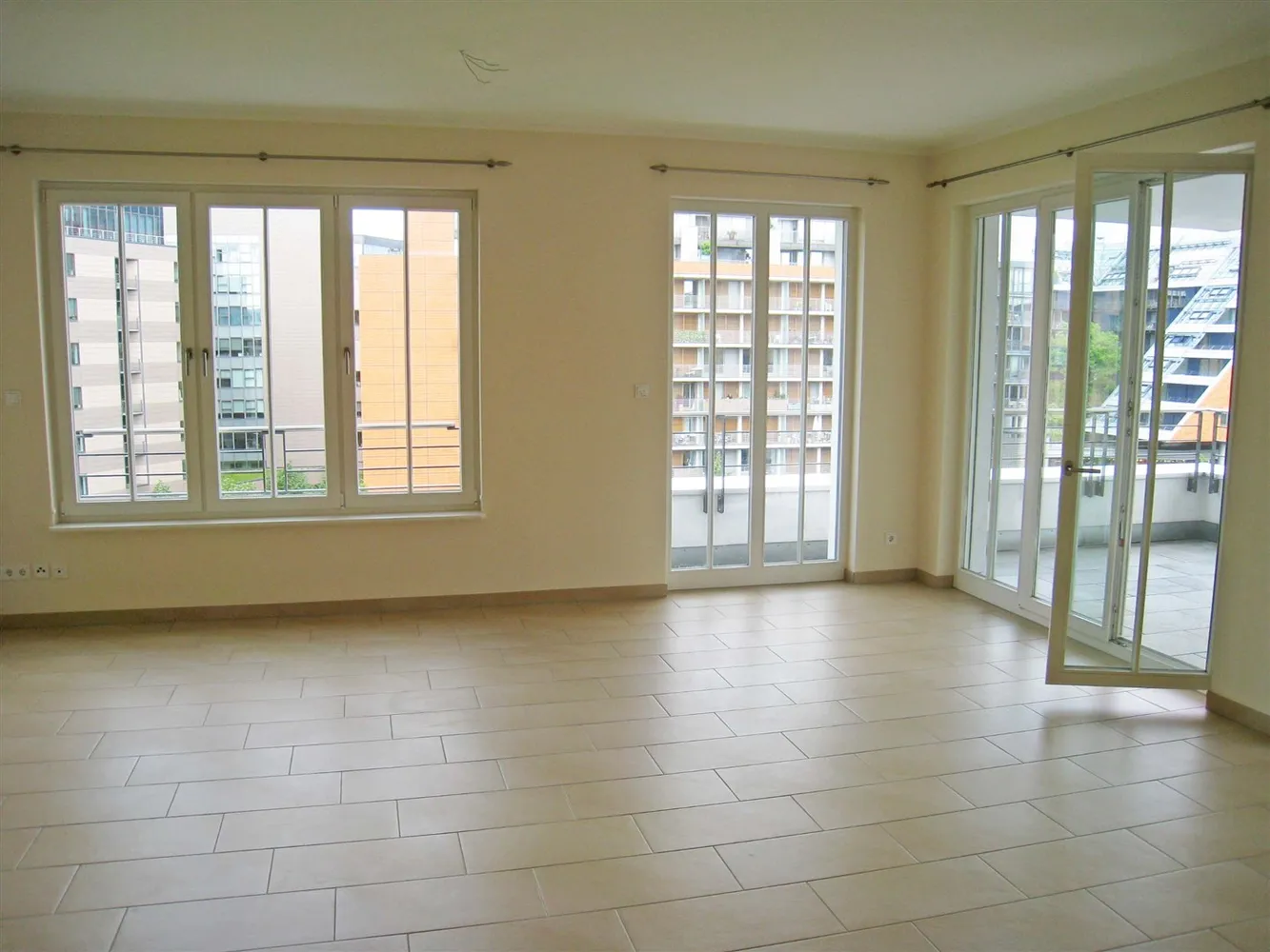 3 Zimmer Wohnung mit 136 m² in Berlin – Bild 3