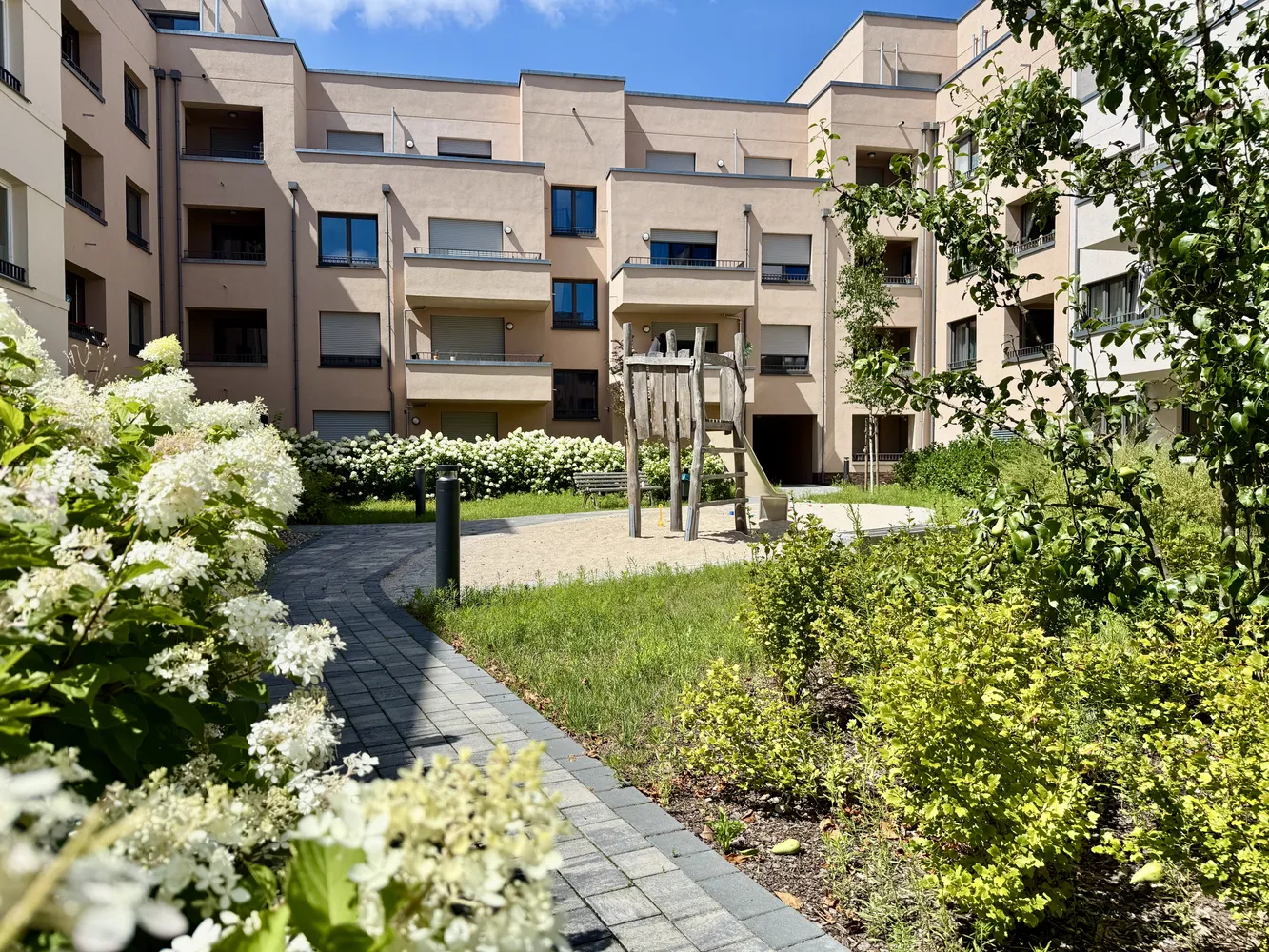 3 Zimmer Wohnung mit 84 m² in Berlin – Bild 2