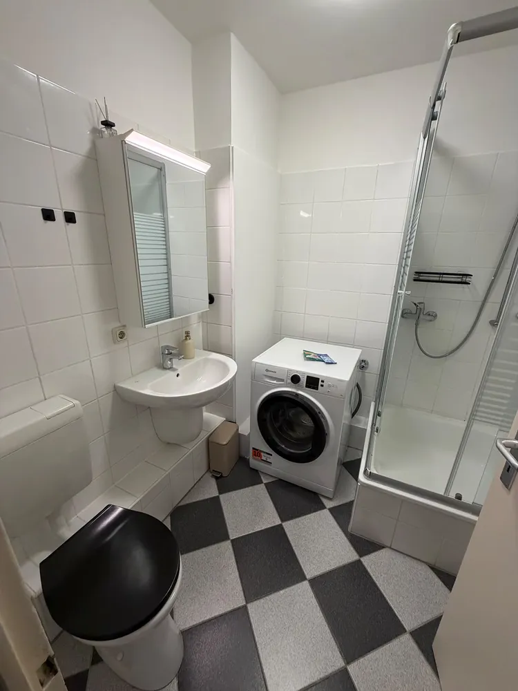 2 Zimmer Wohnung mit 50 m² in Köln – Bild 7