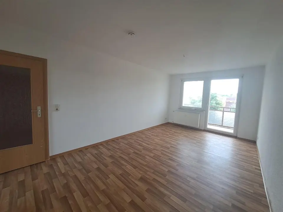 3 Zimmer Wohnung mit 57 m² in Bitterfeld-Wolfen – Bild 1