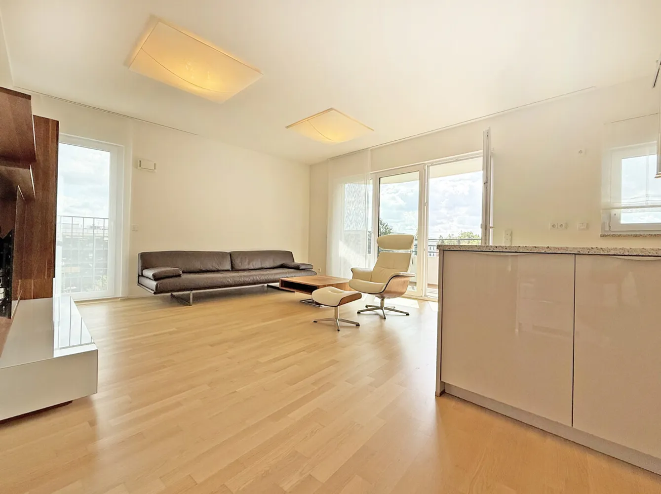 3 Zimmer Wohnung mit 83 m² in München – Bild 2