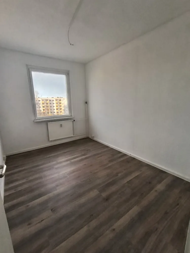 3 Zimmer Wohnung mit 56 m² in Halle (Saale) – Bild 2