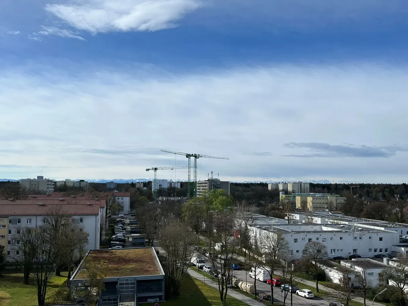 Shared room with 25 m² in Munich – Photo 4