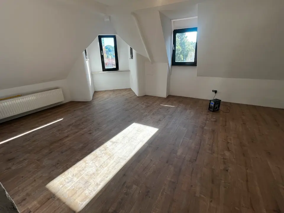 5 Zimmer Wohnung mit 138 m² in Rottweil – Bild 1