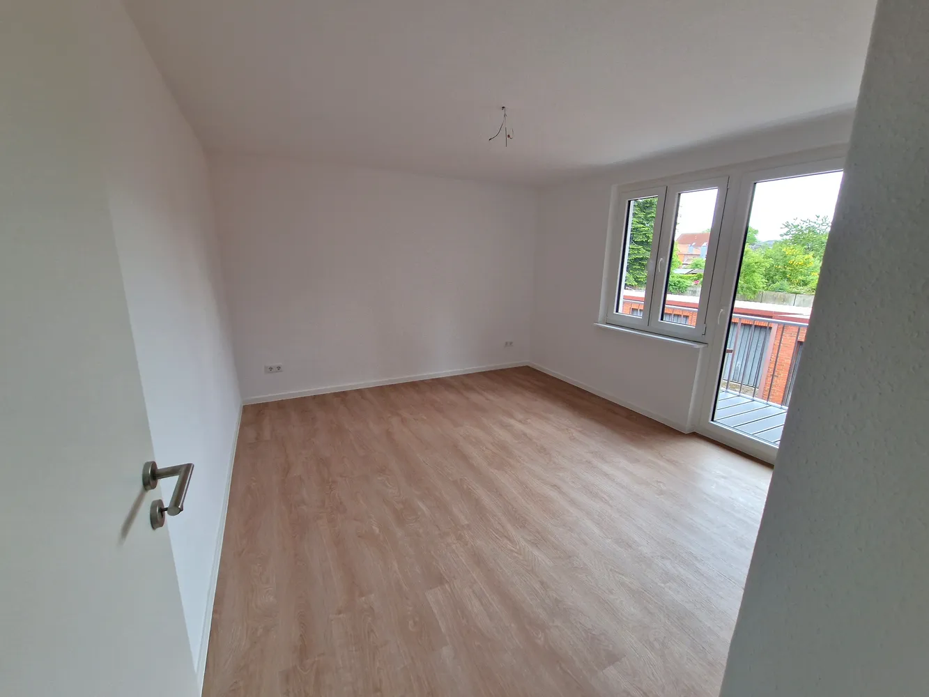 4 Zimmer Wohnung mit 100 m² in Leer – Bild 1