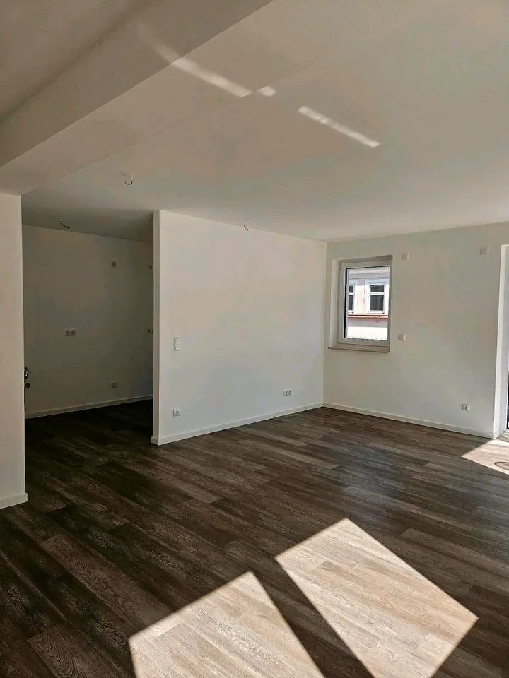 2 Zimmer Wohnung mit 69 m² in Suhl – Bild 2
