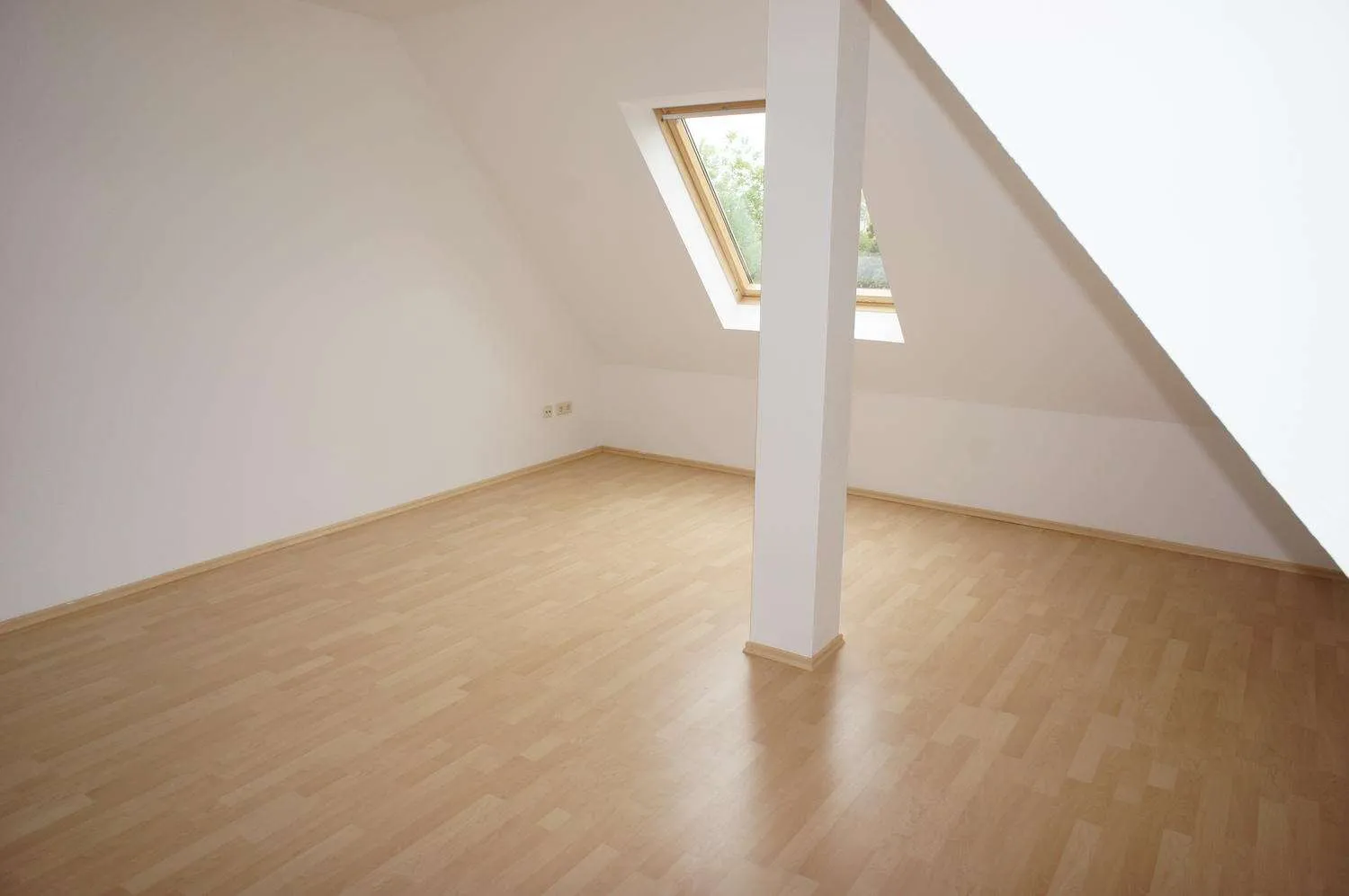 2 Zimmer Wohnung mit 44 m² in Chemnitz – Bild 1