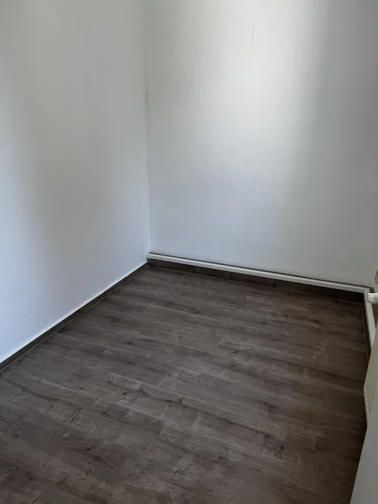 2 Zimmer Wohnung mit 54 m² in Altenburg – Bild 2