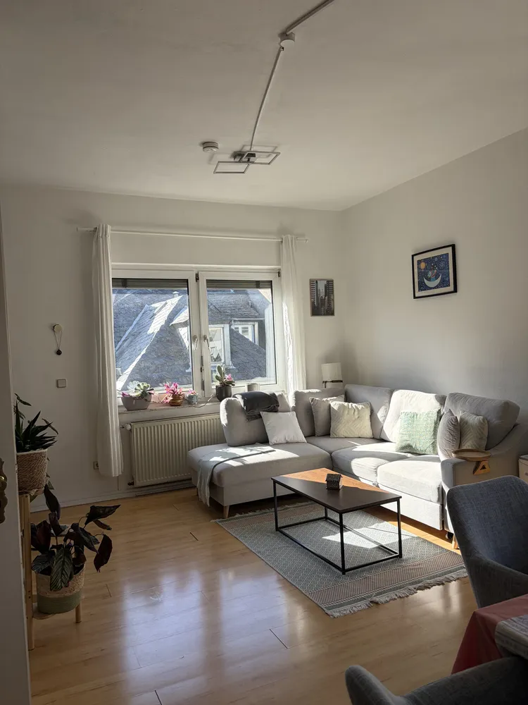 2 room apartment with 80 m² in Frankfurt am Main – Photo 1