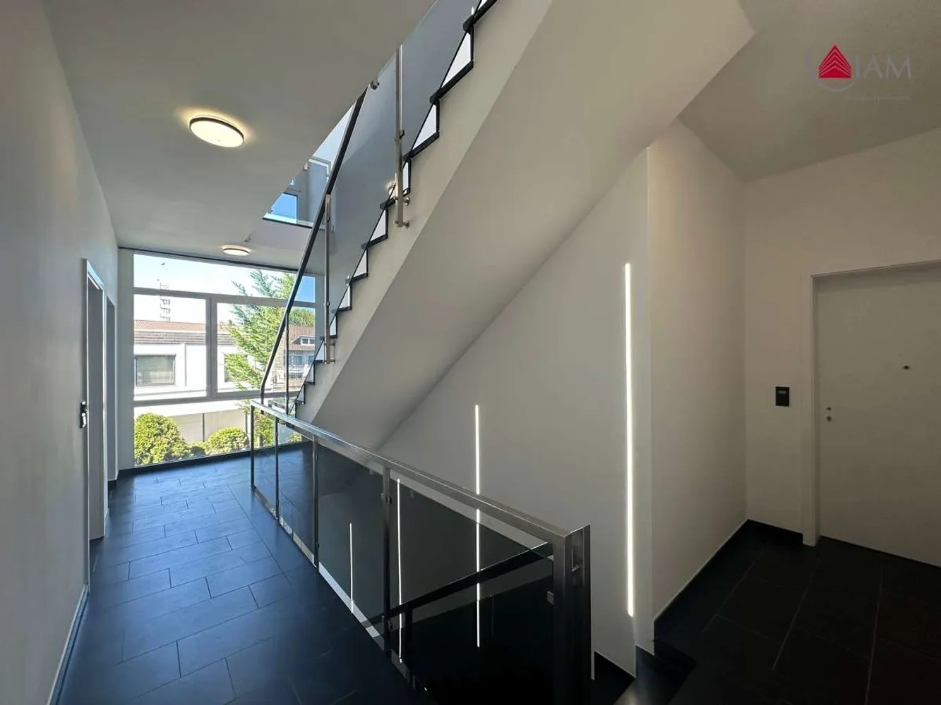 4 Zimmer Wohnung mit 151 m² in Frankfurt am Main – Bild 5