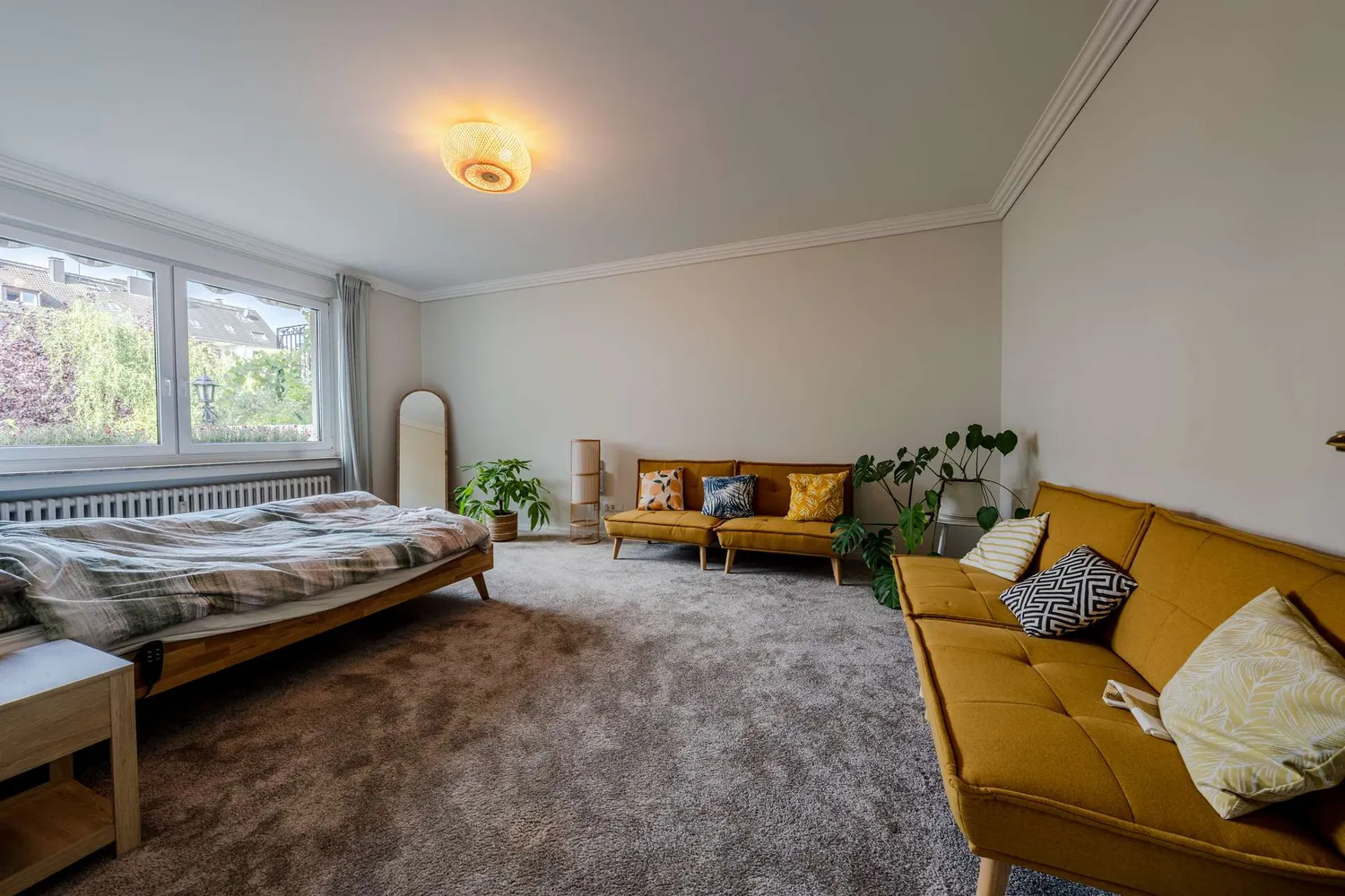 4 Zimmer Wohnung mit 200 m² in Duisburg – Bild 3