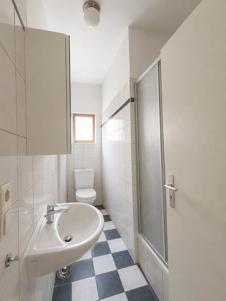 4 Zimmer Wohnung mit 100 m² in Frankfurt am Main – Bild 7