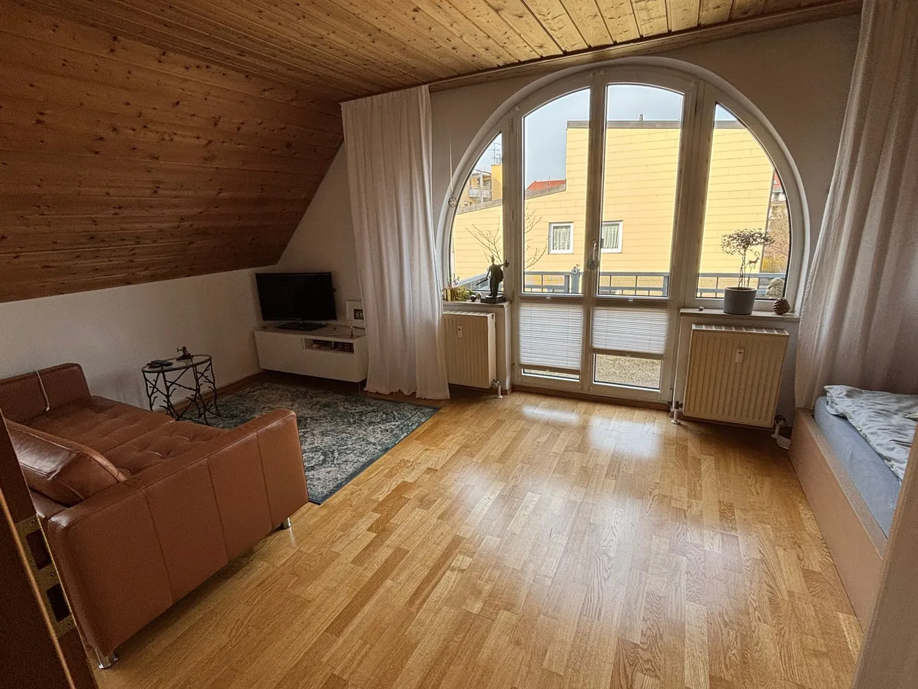 1 Zimmer Wohnung mit 40 m² in München – Bild 4