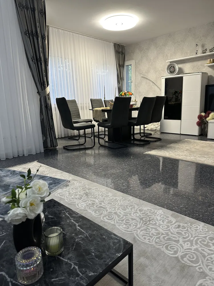 3 room apartment with 87 m² in Cologne – Photo 2