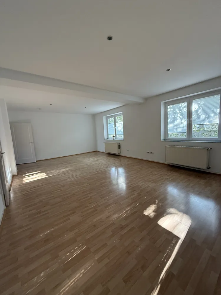 5 Zimmer Wohnung mit 125 m² in Düsseldorf – Bild 7