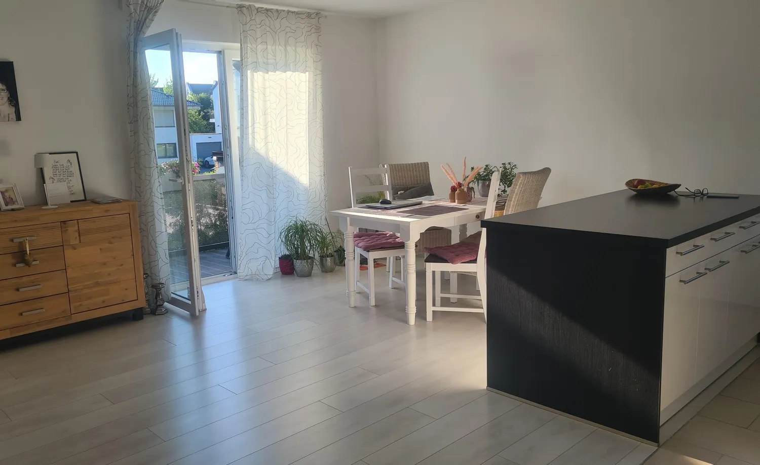 2 Zimmer Wohnung mit 80 m² in Wiesbaden – Bild 1